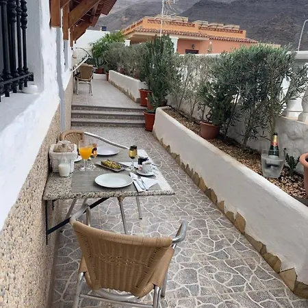 Alberto Apartman *